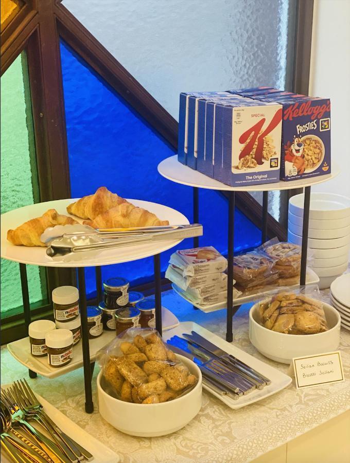 Corvaja Inn 陶尔米纳 外观 照片